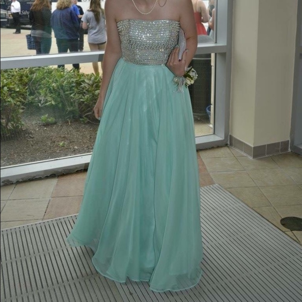 Sherri Hill Long Turquoise Strapless dress